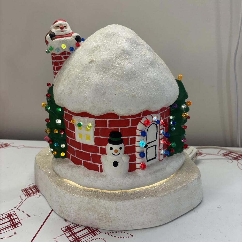 Vtg 1979 ceramic hobbiest igloo light up display